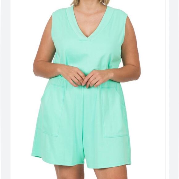 New Zenana Cotton Sleeveless V Neck Romper with Pockets Mint Green Size 3X - Picture 1 of 7